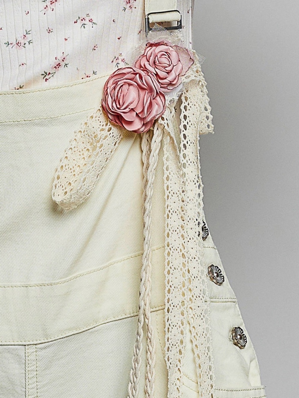 POL Cream Lace Braided Belt with Pink Floral Accents - Picture 4 of 5